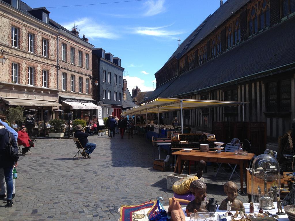 Studio Et Appartements Sainte Catherine Honfleur Exterior foto